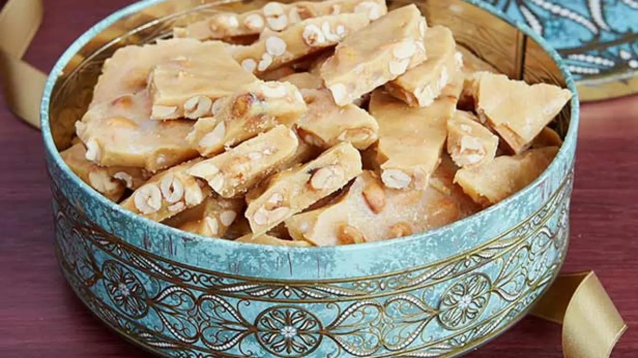 Gift-Worthy Peanut Brittle