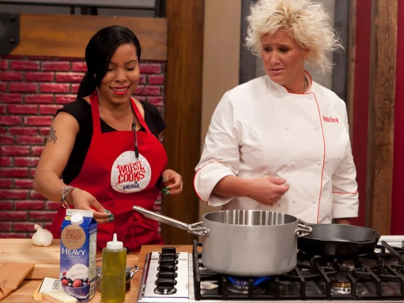 Chef Anne Burrell reacts to Reasheeda Browns attempt to make Chef Anne's Pan seared pork chops with grape sauce
as well as Garlic Yukon gold mashed potatoes or Hash brown potatoes or Herb roasted potatoes. The recruits were each given sacks of potatoes and a card telling them which pototo recipe they were to make, as seen on Food Networks Worst Cooks in America, Season 4