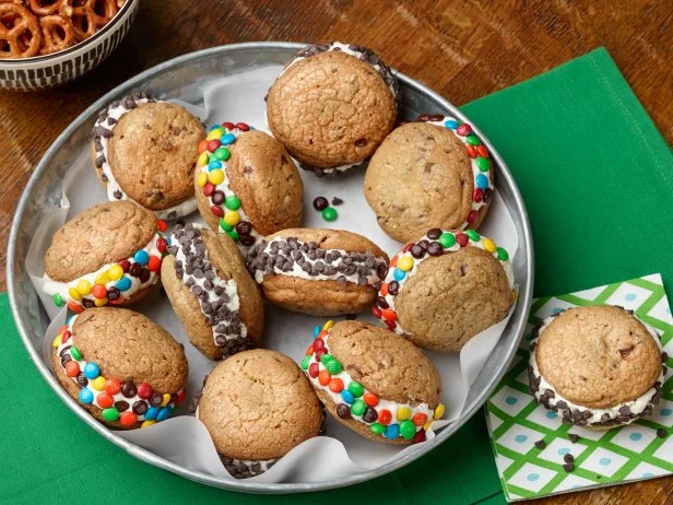 Chocolate Chip Cookie Ice Cream Sandwiches from The Pioneer Woman