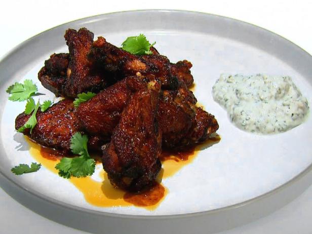 Red Chile Chicken Wings with Chipotle Honey Glaze_image