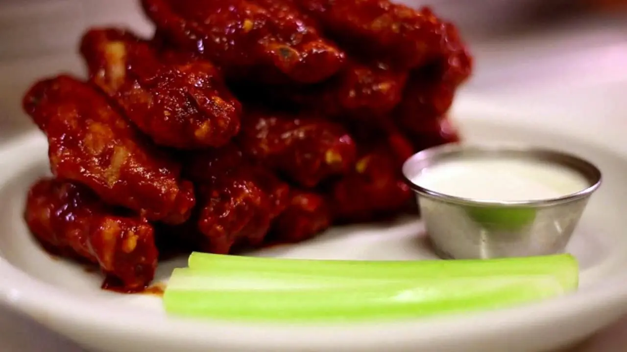 Molten Hot Chicken Wings