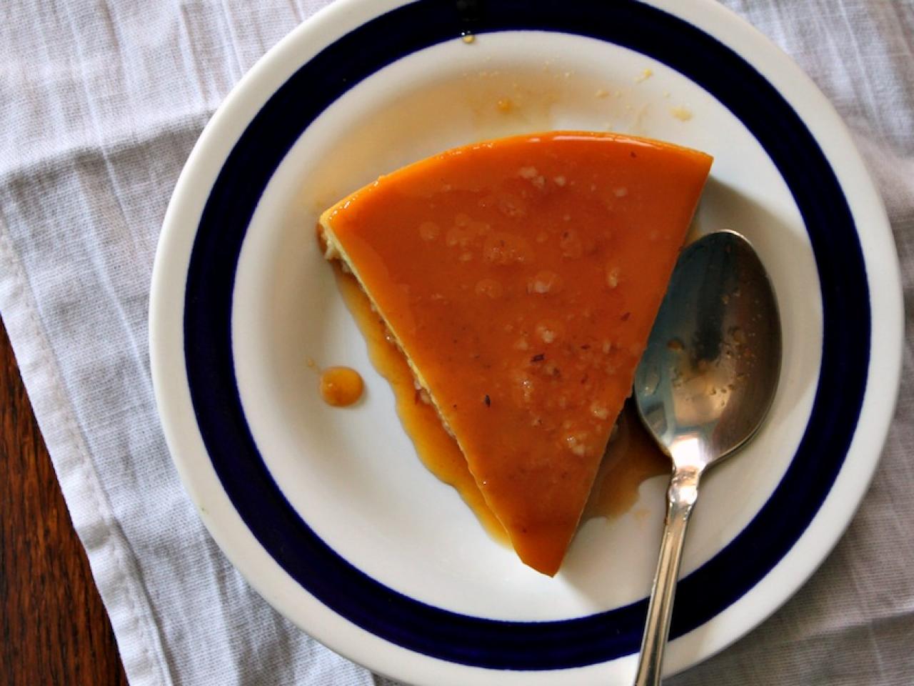 https://food.fnr.sndimg.com/content/dam/images/food/fullset/2013/3/22/0/CC_Pelaez-almond-flan-recipe-03_s4x3.jpg.rend.hgtvcom.1280.960.suffix/1371615605714.jpeg