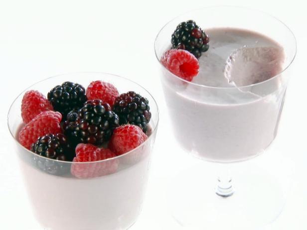 Hibiscus Panna Cotta Recipe Giada De Laurentiis Food Network