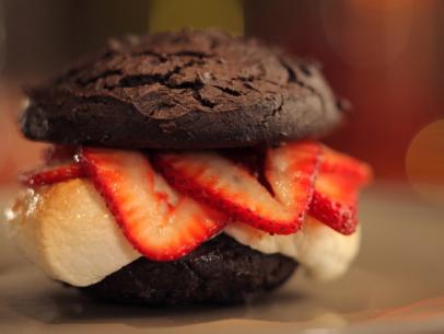 Jeff Mauro's "sandwich" dessert of chocolate dipped strawberries as a Whoopie Pie, as seen on Food Network's Sandwich King, season 2.