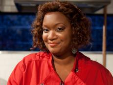 Chef Sunny Anderson and basket, as seen on Food Network’s Chopped All Stars, Season 14.
