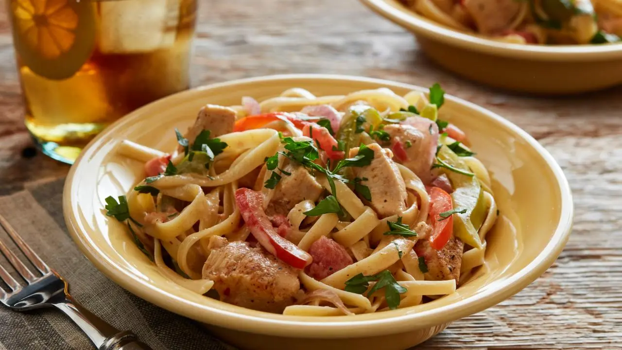Ree's Cajun Chicken Pasta