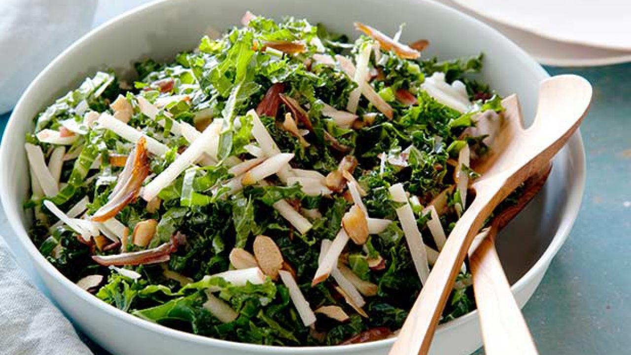 Knife Skills: Shredding Kale