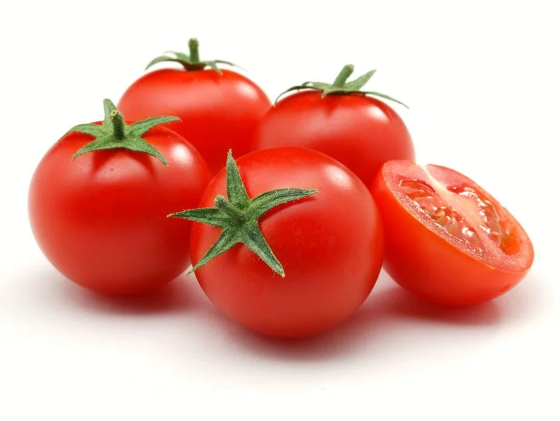 Red tomatoes