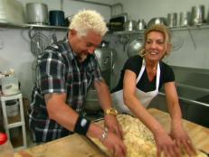 During tonight’s marathon of Diners, Drive-Ins and Dives episodes (starting at 6pm/5c), Guy will discover some standout veggie, meat and sandwich dishes.