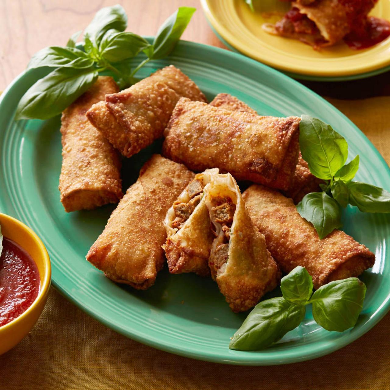 https://food.fnr.sndimg.com/content/dam/images/food/fullset/2013/6/21/1/CCKEL507_meatball-sub-eggrolls-recipe_s4x3.jpg.rend.hgtvcom.1280.1280.suffix/1386172255899.jpeg