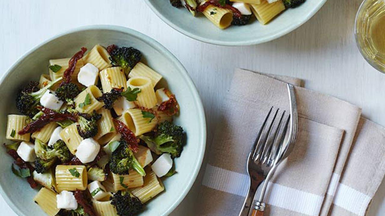 Pasta with Roasted Broccoli