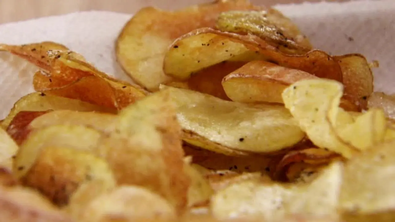 Black Pepper Potato Chips