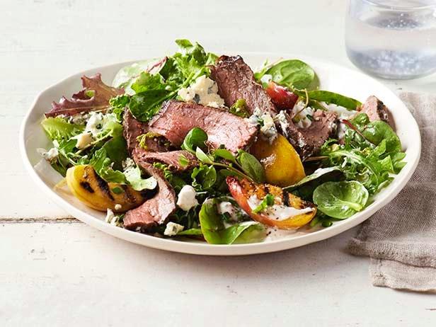 Grilled Steak and Peach Salad_image