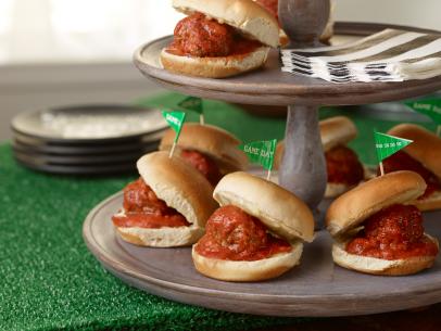 Chef Name: Ree DrummondFull Recipe Name: Mini Meatball SandwichesTalent Recipe: Ree Drummondâ  s Mini Meatball Sandwiches, as seen on The Pioneer WomanFNK Recipe: Project: Foodnetwork.com, HOLIDAY/SUPER BOWL/COMFORT/HEALTHYShow Name: The Pioneer WomanFood Network / Cooking Channel: