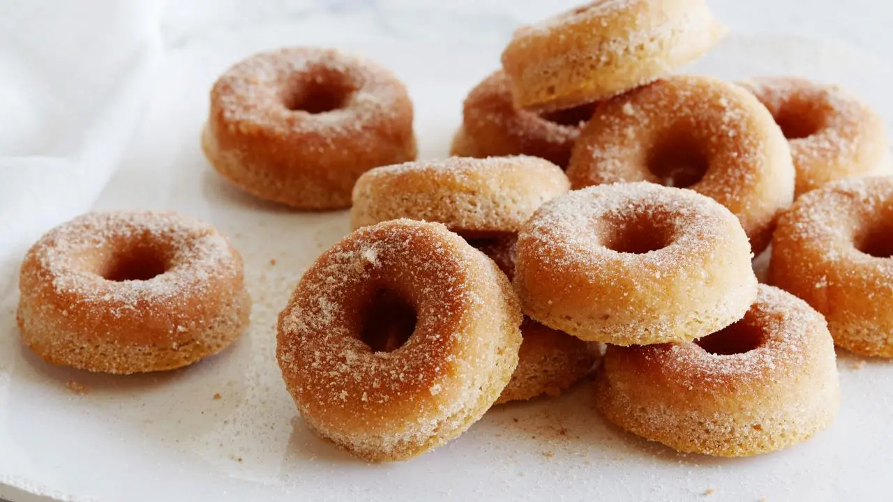 Ina's Cinnamon Baked Doughnuts