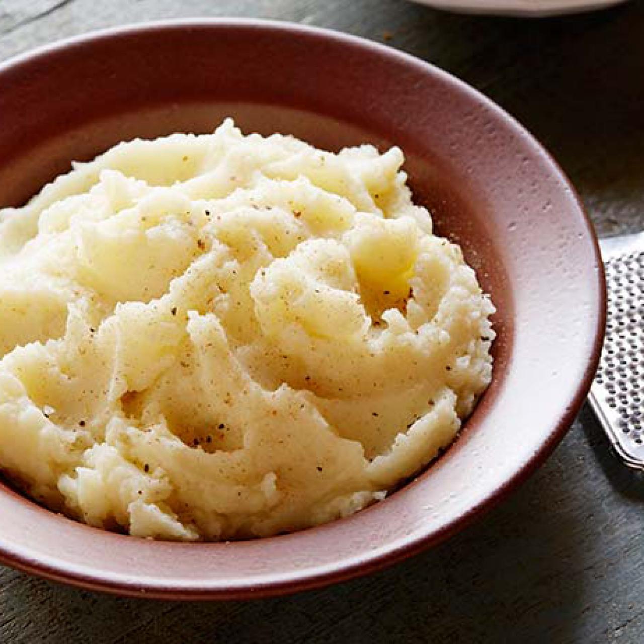 Making Mashed Potatoes with a Food Mill - Food & Nutrition Magazine