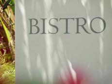 Situated in Santa Barbara's luxurious Bacara Resort and Spa, The Bistro offers locally-sourced Italian cuisine in a seaside setting. Breakfast is particularly popular at this coastal spot, where you can choose from light bites like the Granola Trifle and heartier fare like the Bacara Eggs Benedict.