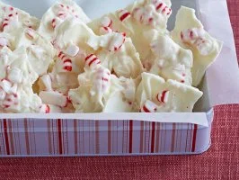 Easy Treat: Peppermint Bark