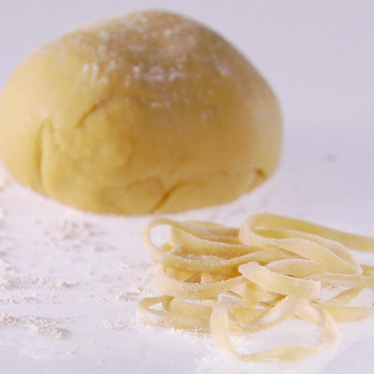 2 Ingredient Homemade Pasta Recipe (Without A Machine)