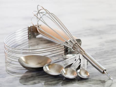 7 Tips to Organize Your Decorating and Baking Supplies