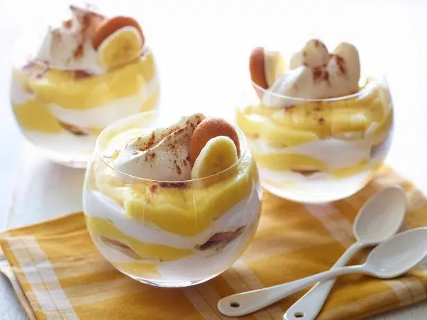 Sandra's Banana Pudding Recipe | Sandra Lee | Food Network