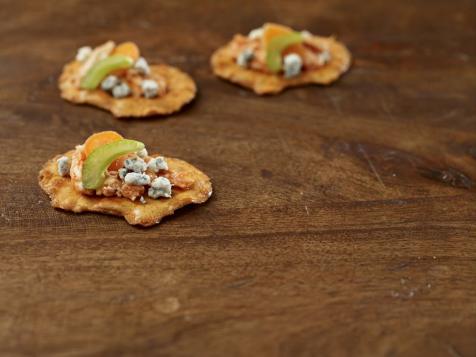 Buffalo Chicken and Blue Pretzel Crisps