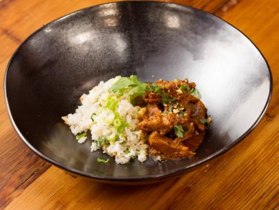 Host Bobby Flay's cashew coconut chicken curry with coconut cashew scallion rice, as seen on Food Network's Beat Bobby Flay, Season 2