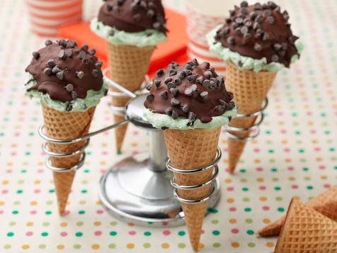 Mint Chocolate-Dipped Ice Cream Cones