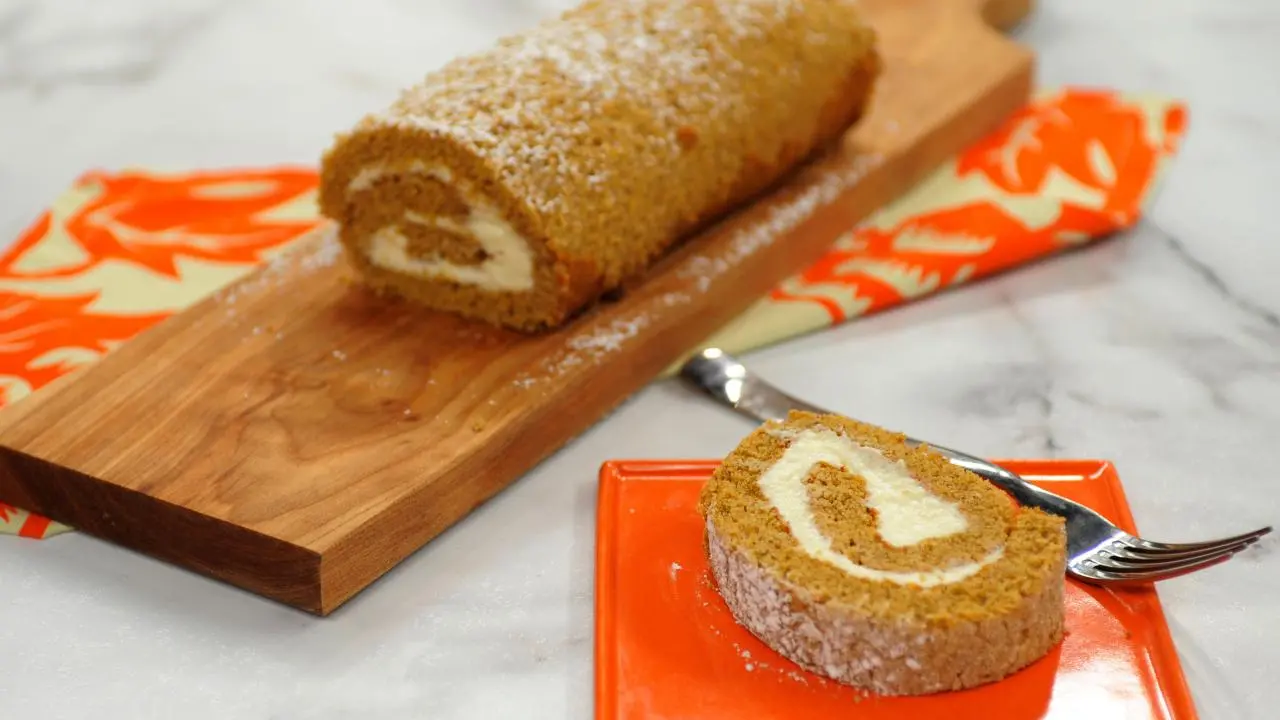 Pumpkin Roll Cake