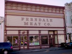 Ferndale Meat Co. is the local butcher shop in Guy’s hometown. The specialty here is the “outstanding” Italian sausage composed of equal portions of beef and pork seasoned with six different spices and red wine. Guy recommends dipping the sausage in applesauce for an extra pop of flavor.