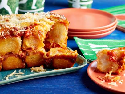 Food Network Kitchen's Kids Can Make: Pull-Apart Pizza Bread for Food Network