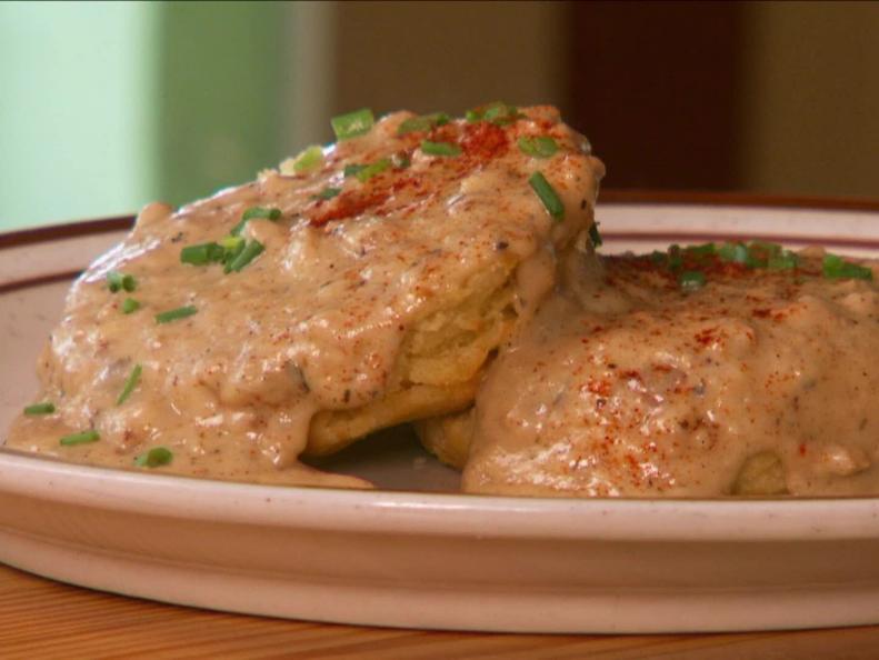 12 Best Southern Dishes from Diners, DriveIns and Dives Diners