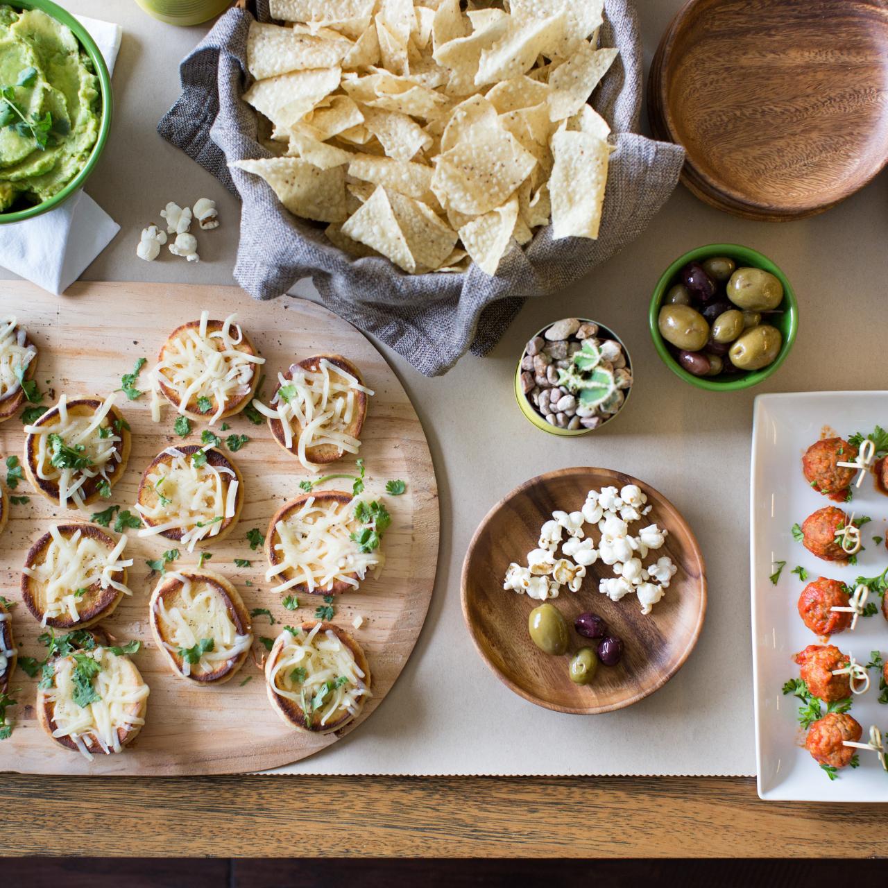 Essential hosting hacks for your Super Bowl party