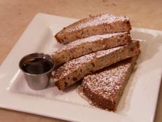 The ingredients at this farm-to-table restaurant are sourced locally. Try the harvested cranberry wild rice bread in the French toast. You&rsquo;ll find all the American classics and pop culture favorites, such as Korean-style barbecue ribs, pizza and Baja fish tacos, plus a gluten-free selection.