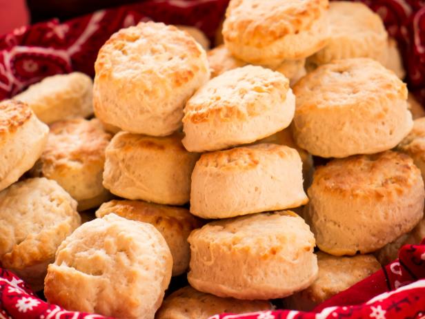 Quick and Easy Mini Biscuits Recipe | Ree Drummond | Food Network