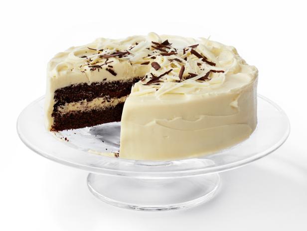 White Chocolate Cake - The Itsy-Bitsy Kitchen