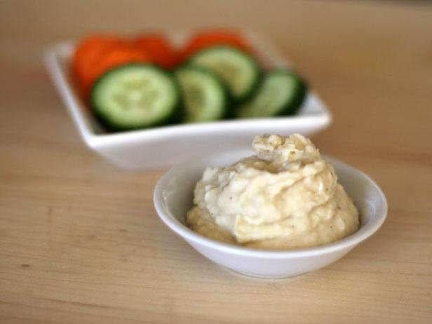 White Bean Dip: The Key to Getting More Veggies Into Your Kids