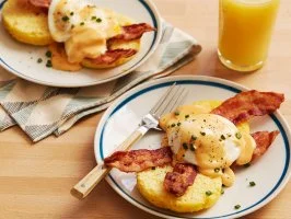 Microwave Eggs Benedict