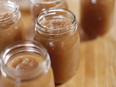 Ree's Homemade Applesauce, delicious with Apple Pancakes, as seen on Food Network's The Pioneer Woman, Season 4.