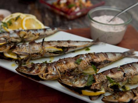 Mediterranean Sardines with Lemon and Garlic