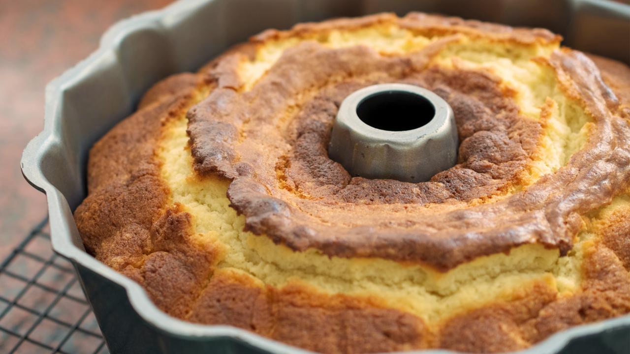 The One Reason I'll Never Make Cake in a Mini Bundt Pan Again, FN Dish -  Behind-the-Scenes, Food Trends, and Best Recipes : Food Network