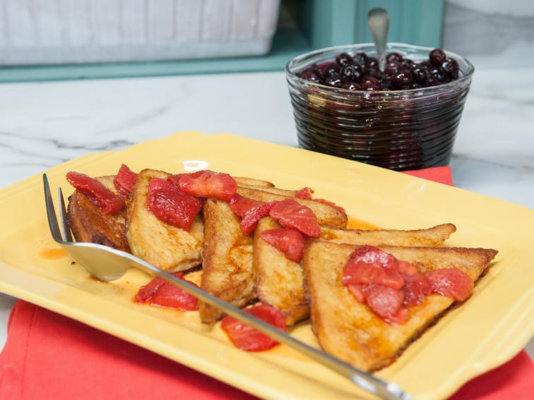 Classic French Toast with Strawberry Syrup Recipe Geoffrey Zakarian