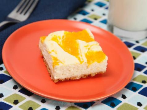 Peaches and Cream Cheesecake Bars