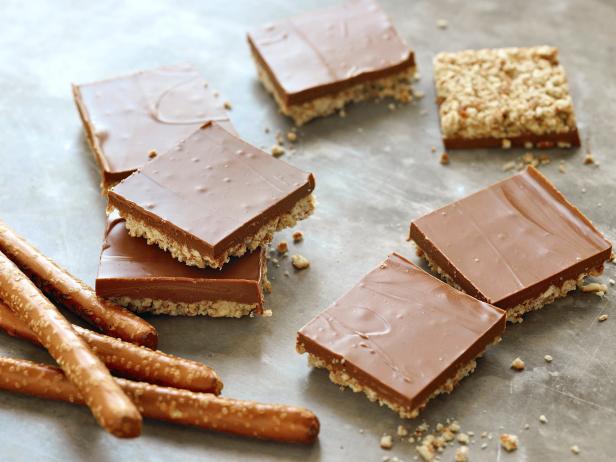 No Bake Chocolate Pretzel Peanut Butter Squares Recipe Trisha Yearwood Food Network