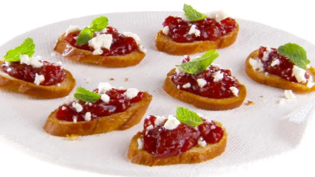 Strawberry-Tomato Jam Crostini Recipe | Giada De Laurentiis | Food