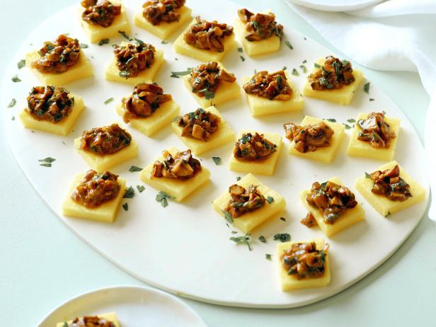 Polenta Squares with Mushroom Ragu_image