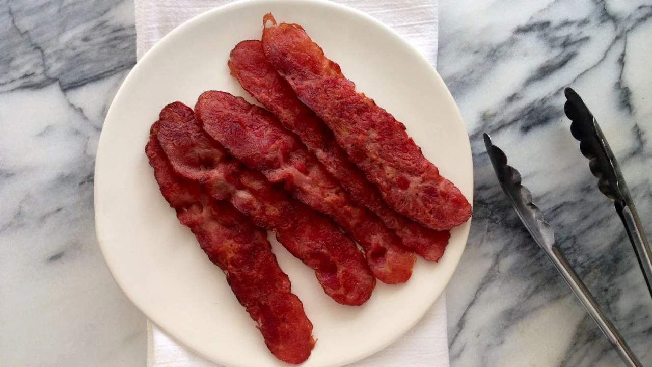 Does Turkey Bacon Taste Good With Hot Peppers? The Ultimate Taste Test