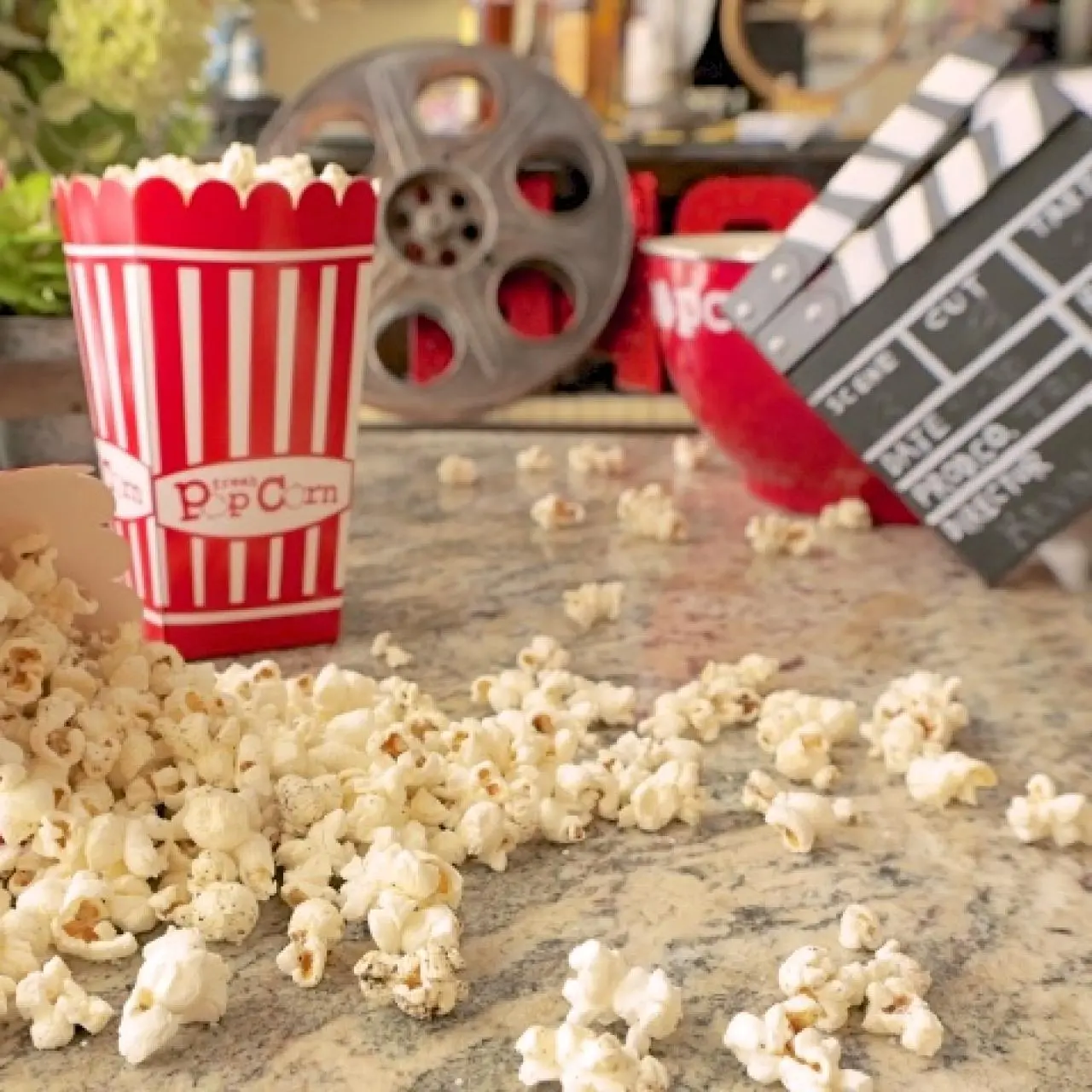 Hickory and Gorgonzola Popcorn