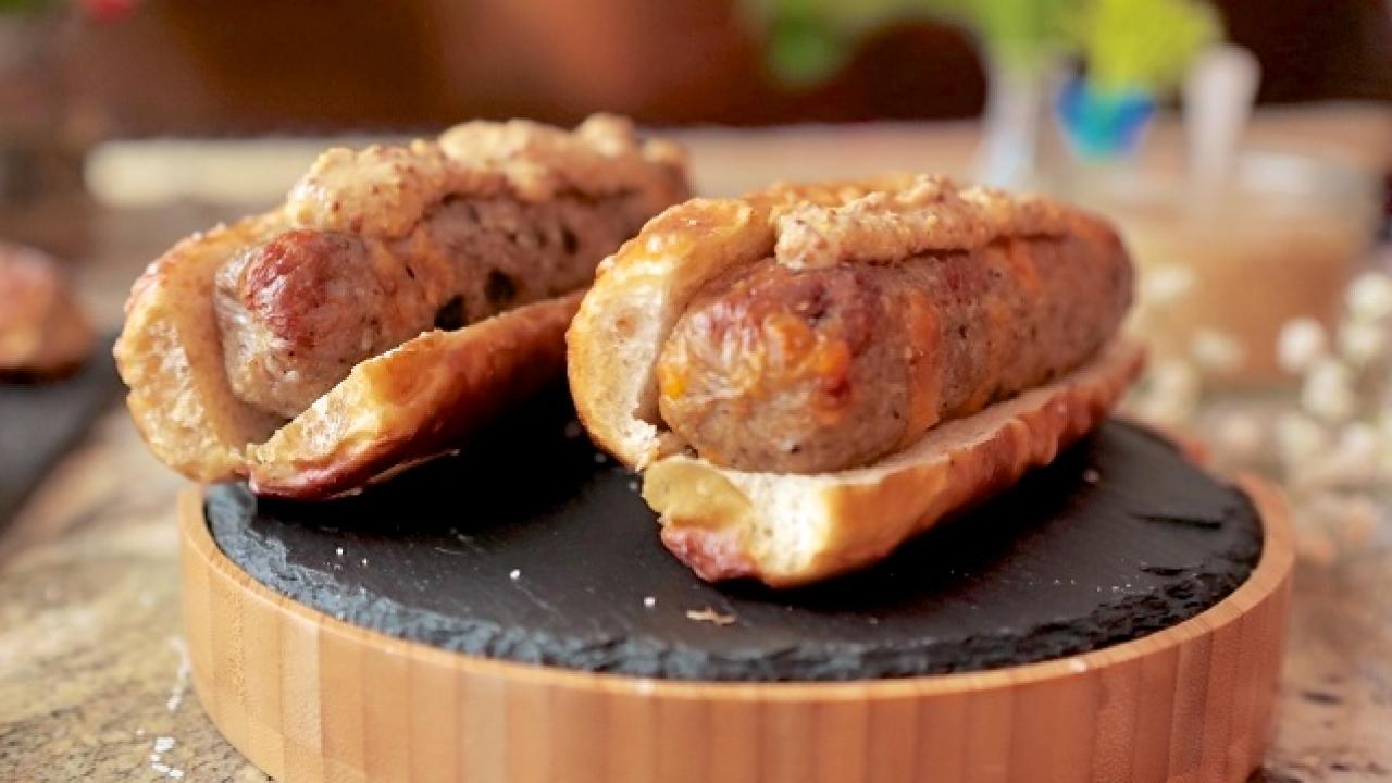 Mushroom-Cheddar Pork Sausages