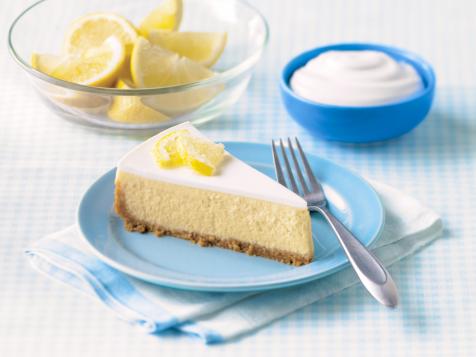 Lemony Sour Cream Cheesecake